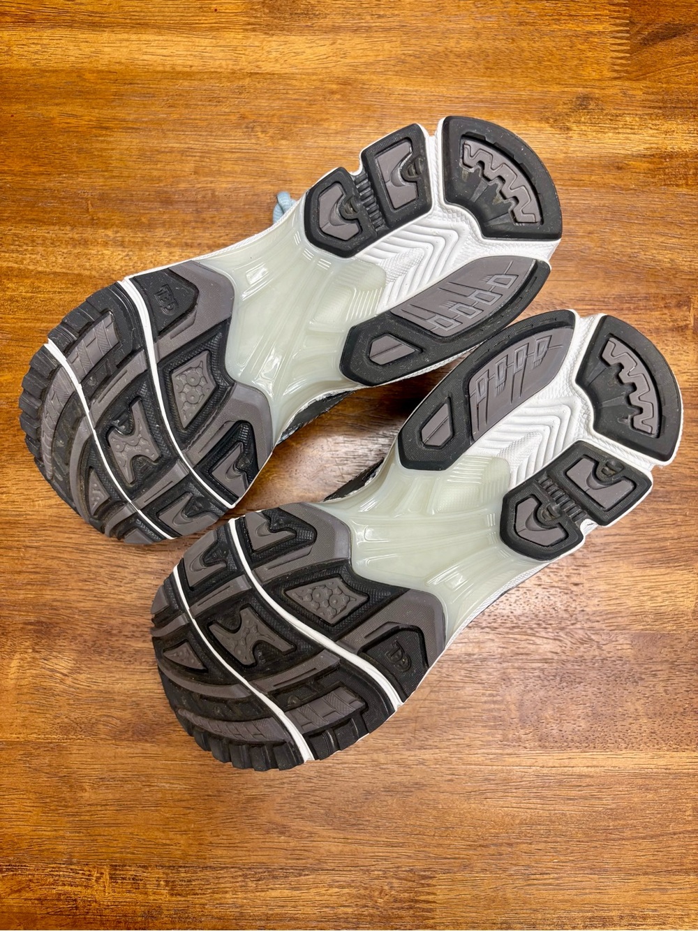 ASICS Gel-Kayano 14 Sneaker (Unisex) - Picture 7 of 9